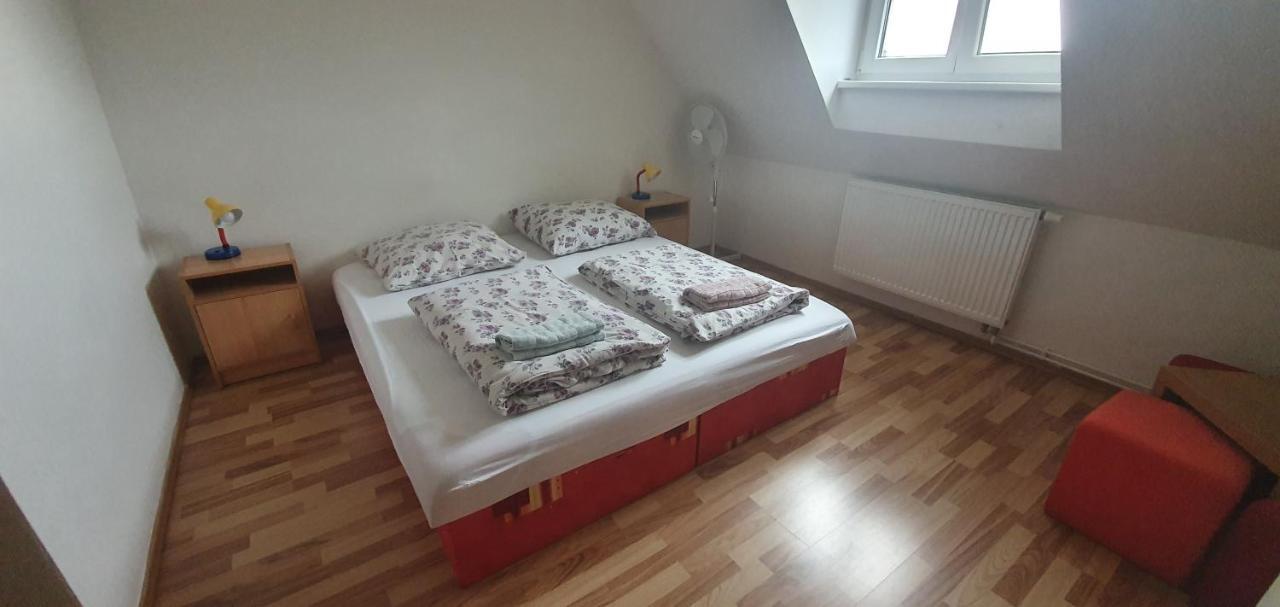 Pod Vinici Otel Mikulov Dış mekan fotoğraf